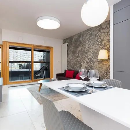 Mennica - Center By Renters Warschau