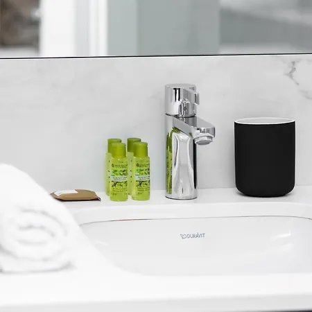 Mennica - Center By Renters Lägenhetshotell