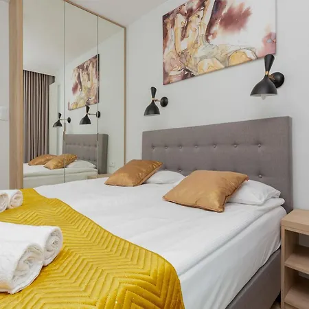 Mennica - Center By Renters *