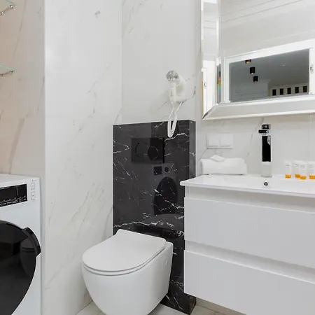 Mennica - Center By Renters *