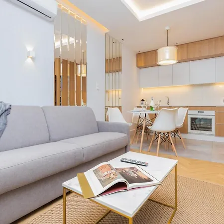 Ξενοδοχείο με διαμερίσματα Mennica - Center By Renters